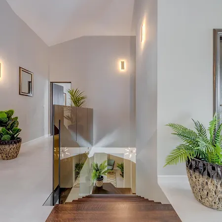 A Sight To Sea Villa